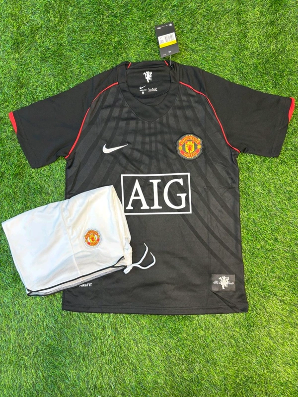 Retro Manchester United 2008 Away Fan Edition With Short