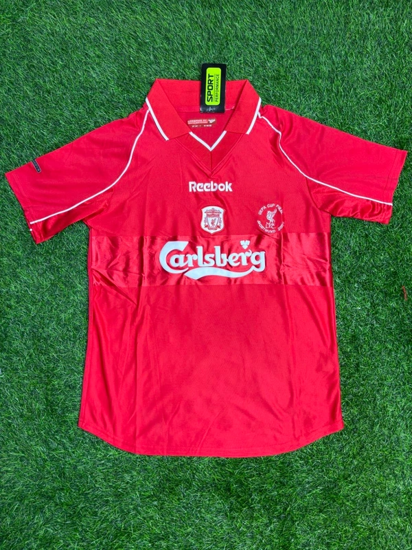 Retro Liverpool FC 2001 UEFA Final Home Jersey