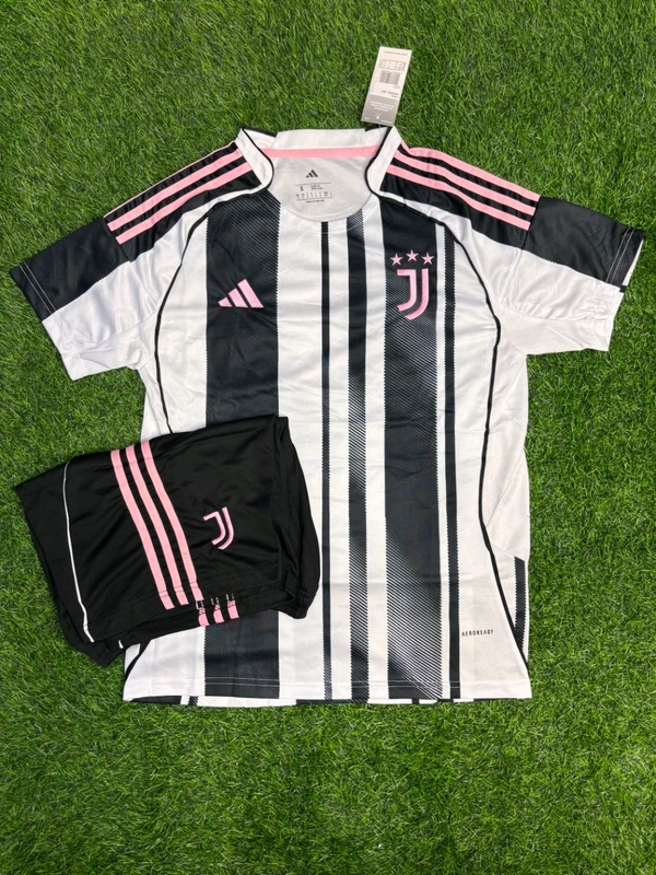 Juventus FC 25/26 Home Kit Fan Edition With Short 