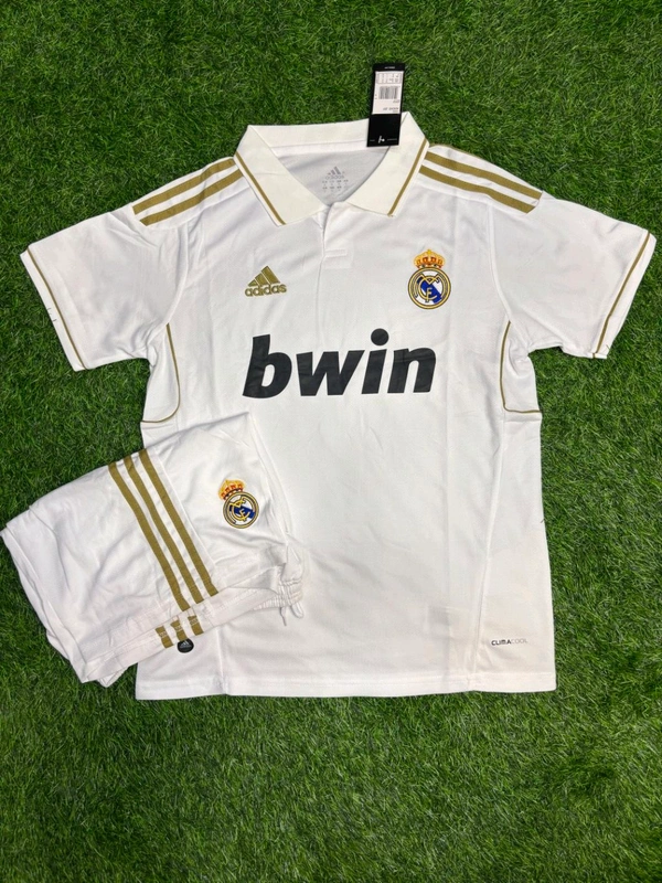 Retro Madrid 2011/12 Home Kit Fan Edition With Short 