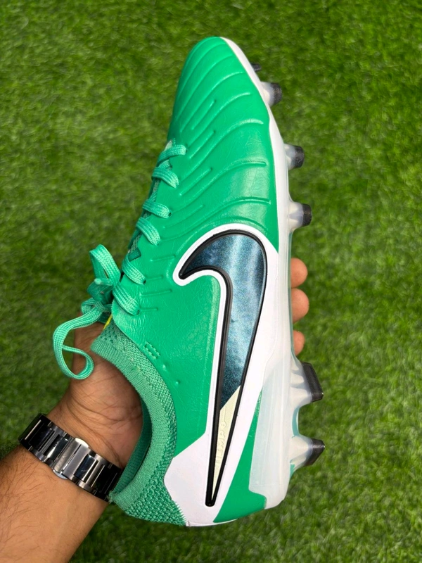 Tiempo Legend 10 Elite Green Low-top FG With Lace 