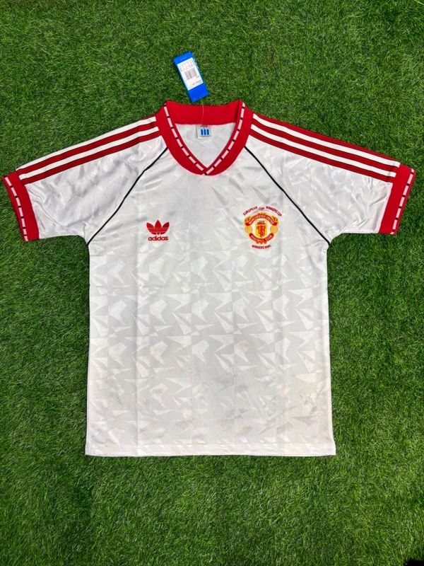 Retro Manchester United 1991 European Cup Final Jersey