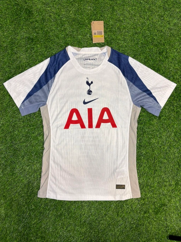 Tottenham Hotspur 25/26 Home Kit Player Edition 