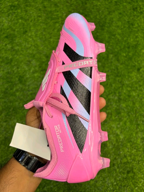 Predator Foldover Elite Light Pink Colour FG With Lace 