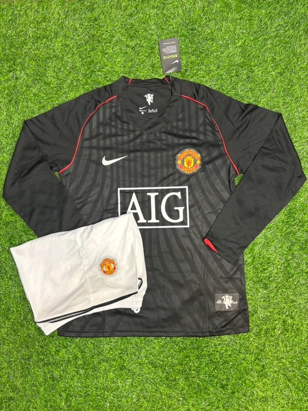 Retro Manchester United 2008 Away Fan Edition Full Sleeve With Short 