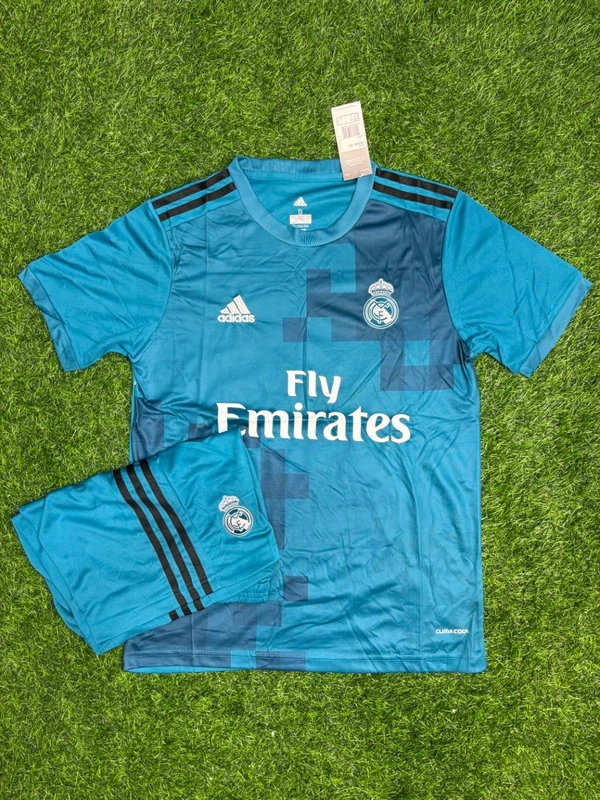 Retro Madrid 17/18 3rd Kit Fan Edition With Short