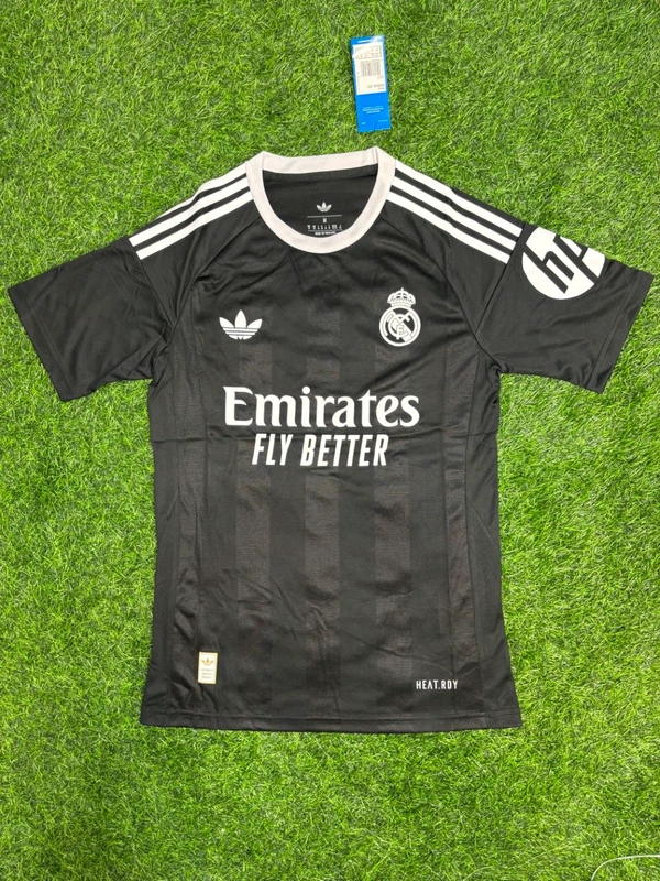 Madrid 25/26 Goalkeeper Kit Player Edition 