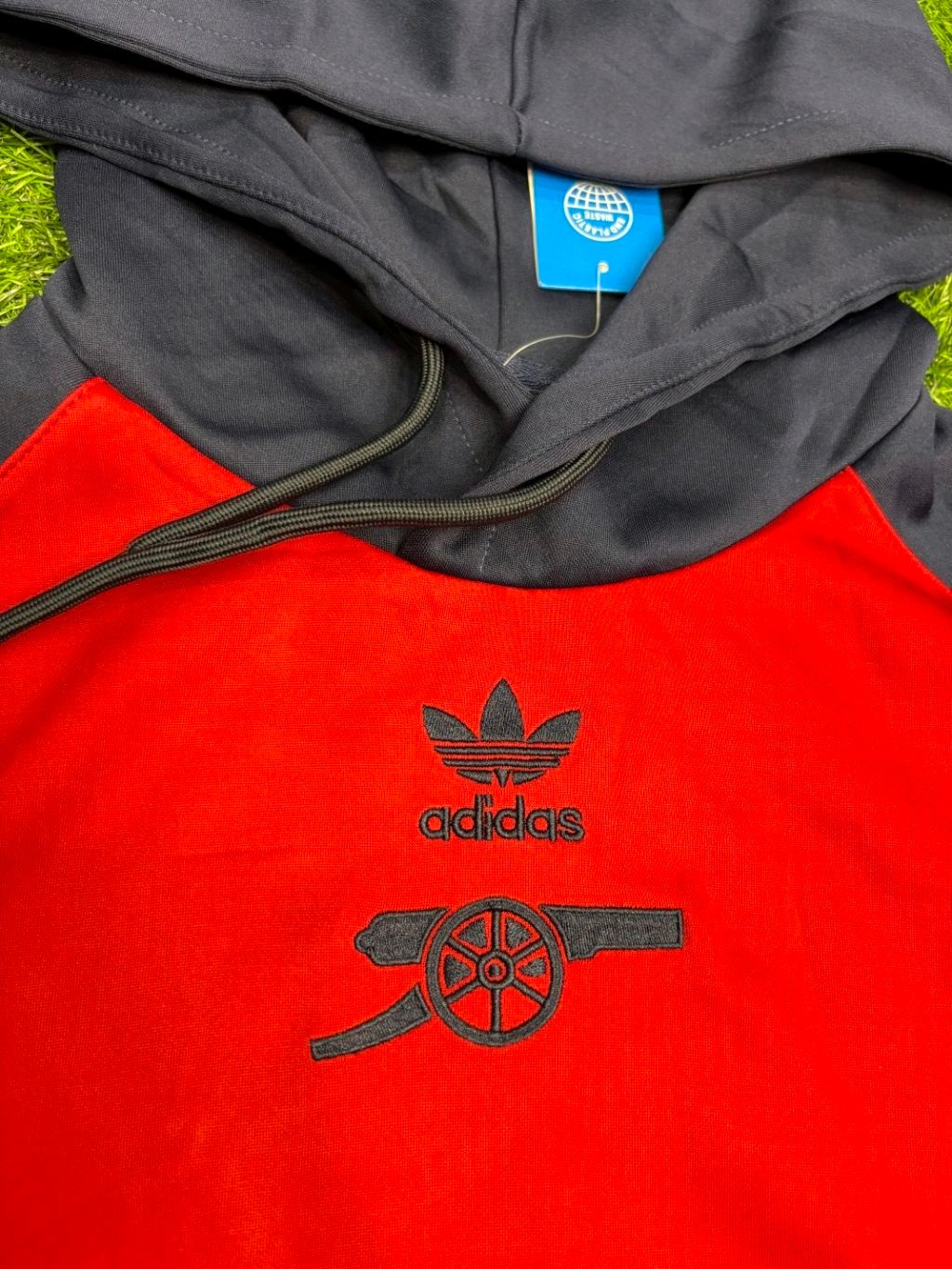 Arsenal FC 2025 Red And Navy Blue Colour Training Suit Set