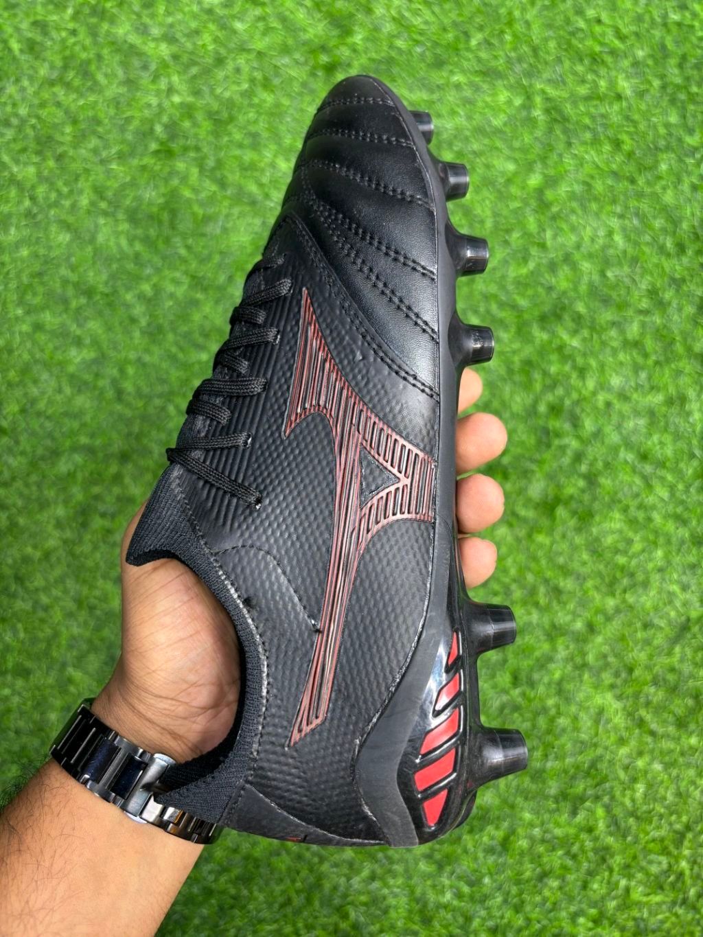 Mizuno Neo 3 Elite Black Red Colour FG With Lace