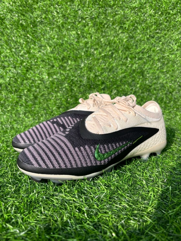 Phantom 6 Luna III Elite Black Low-top FG With Lace