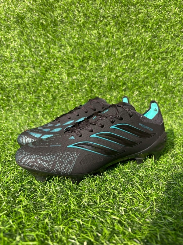 Predator Elite Black Colour Low-top FG With Lace