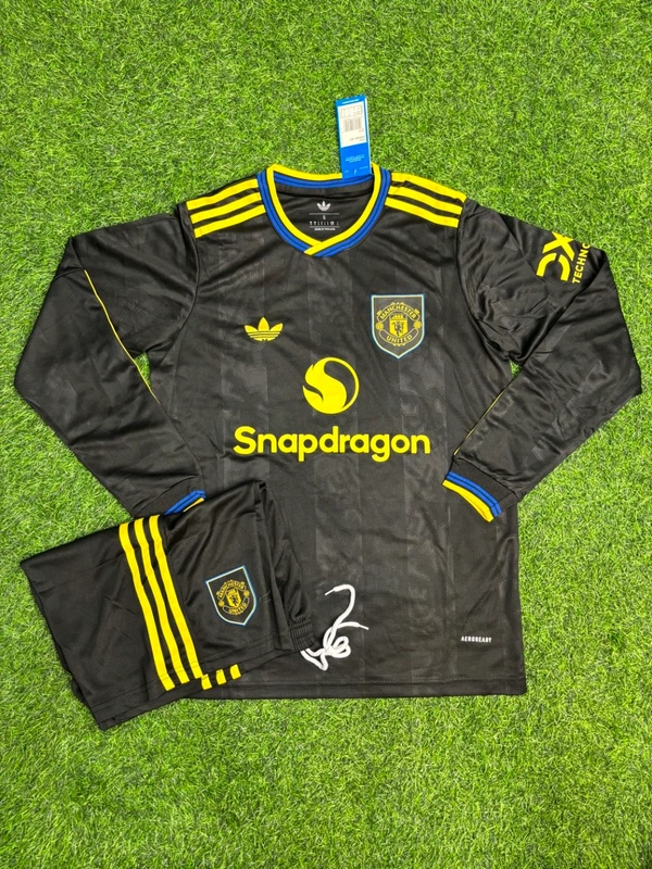 Manchester United 3rd Kit Full Sleeve Fan Edition With Short 
