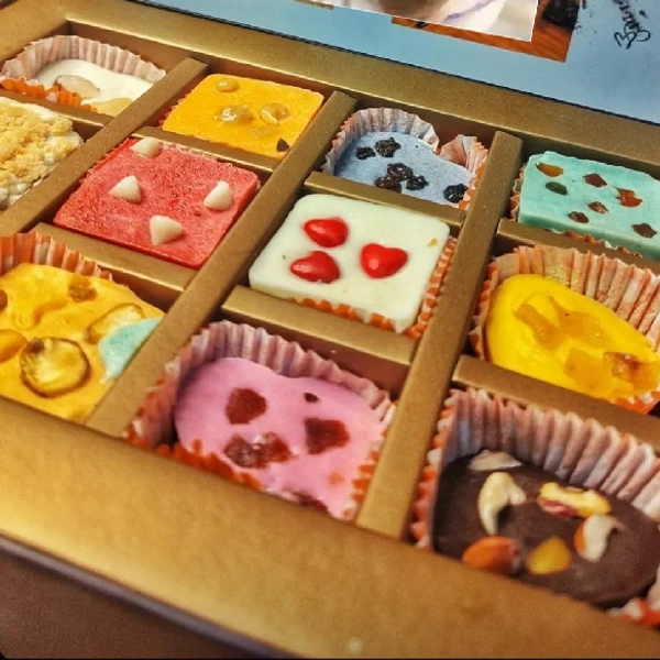 ADDYS' CHOCOLATE CENTRE.