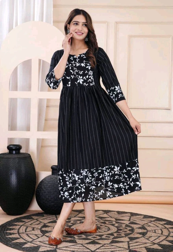 Women Floral Print Viscose Rayon Straight Kurta (Pink) - Black, M