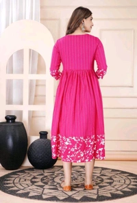 Women Floral Print Viscose Rayon Straight Kurta (Pink) - Cerise, XL