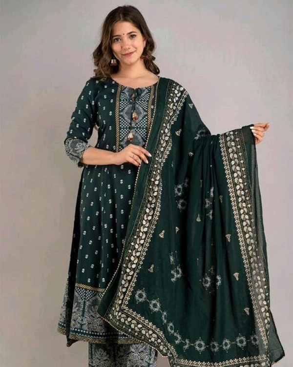 Women Viscose Rayon Kurta. Pant Dupatta Set - Timber Green, L