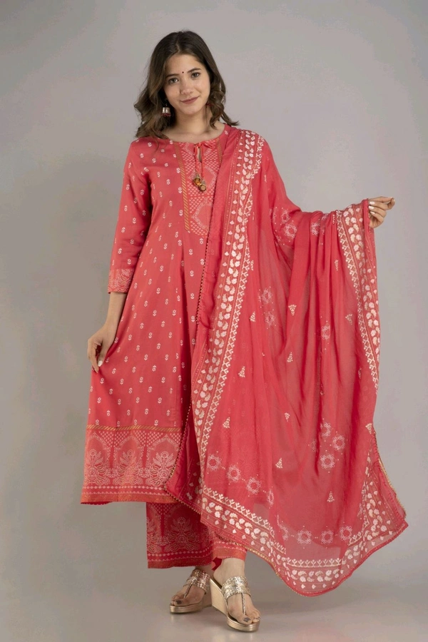 Women Viscose Rayon Kurta. Pant Dupatta Set - Mandy, L