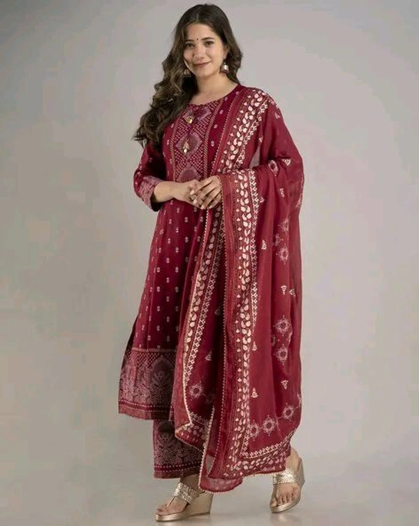 Women Viscose Rayon Kurta. Pant Dupatta Set - Claret, L