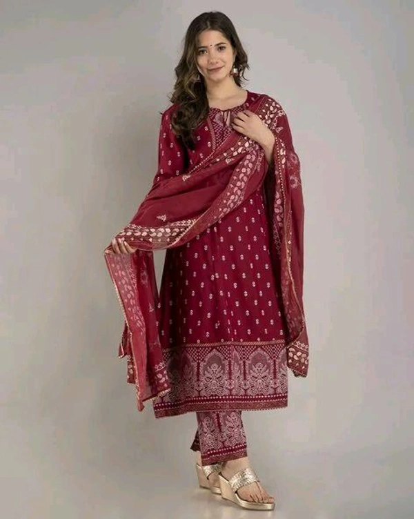 Women Viscose Rayon Kurta. Pant Dupatta Set - Claret, L