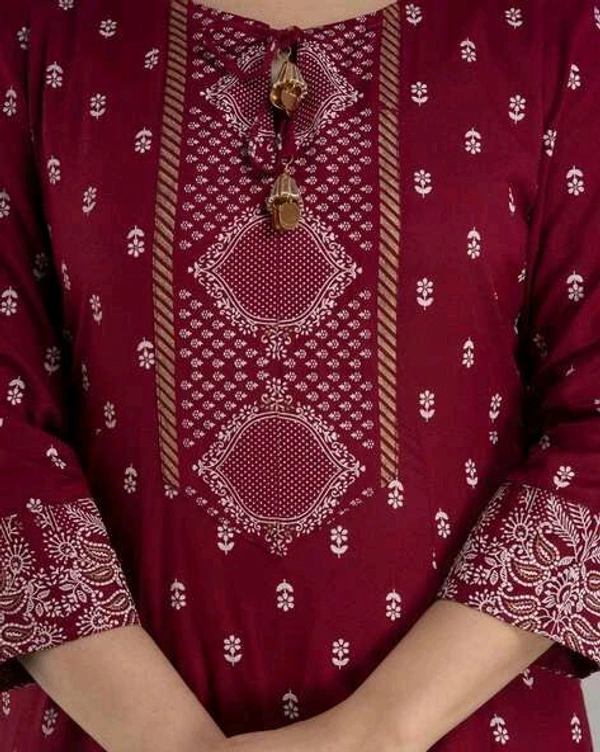Women Viscose Rayon Kurta. Pant Dupatta Set - Claret, L