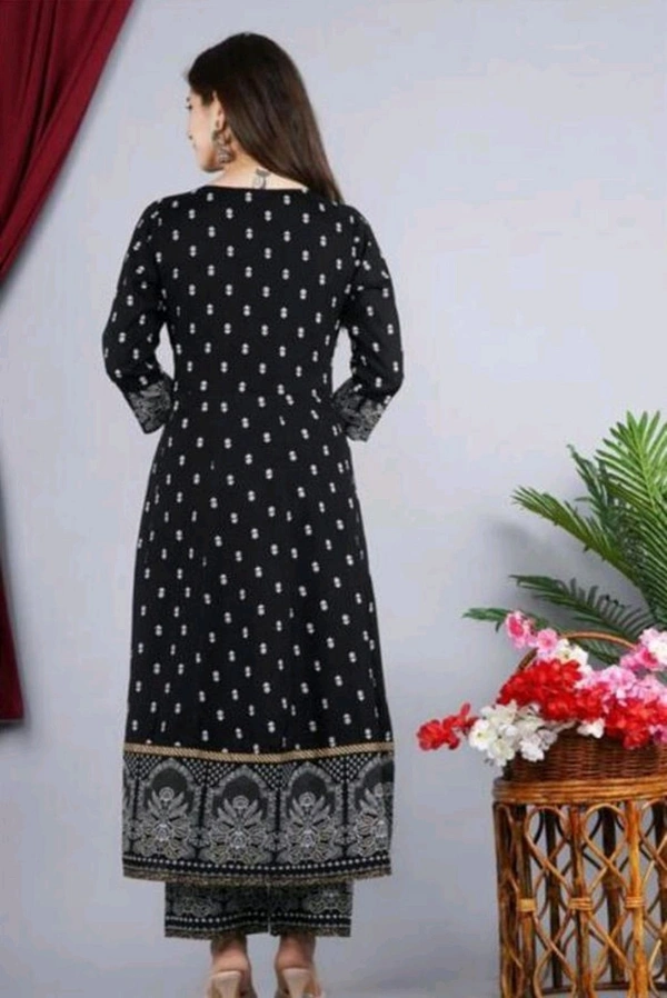 Women Viscose Rayon Kurta. Pant Dupatta Set - black, M