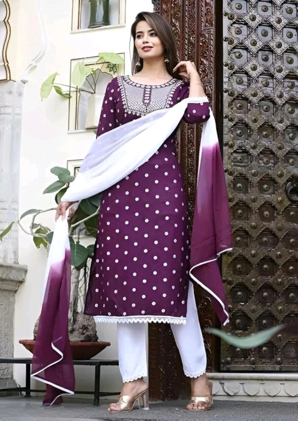 Rayon Embroidered Kurta Set With Dupatta - purple, L