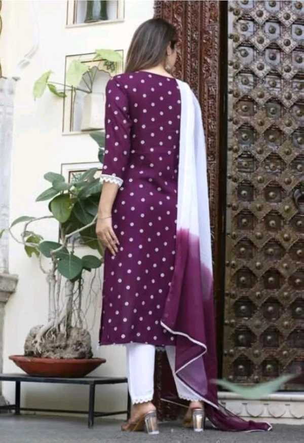 Rayon Embroidered Kurta Set With Dupatta - purple, L