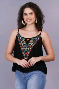Casual Sleeveless Embroidered Women Black Top - Black, XL