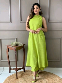Mehendi Halter Neck Kurta & Cotton Culottes - Wasabi, M