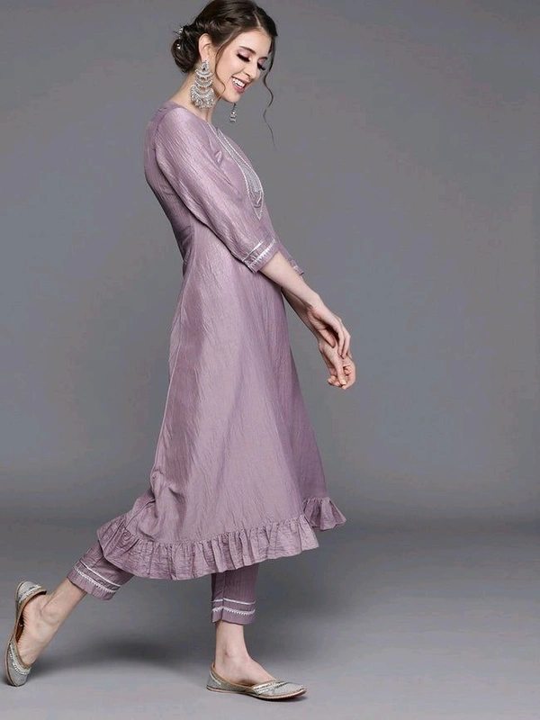 Women Beige Gotta Patti Kurta with Trousers & With Dupatta - Bouquet, 4XL