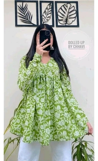 Women printed top  - Green, XS