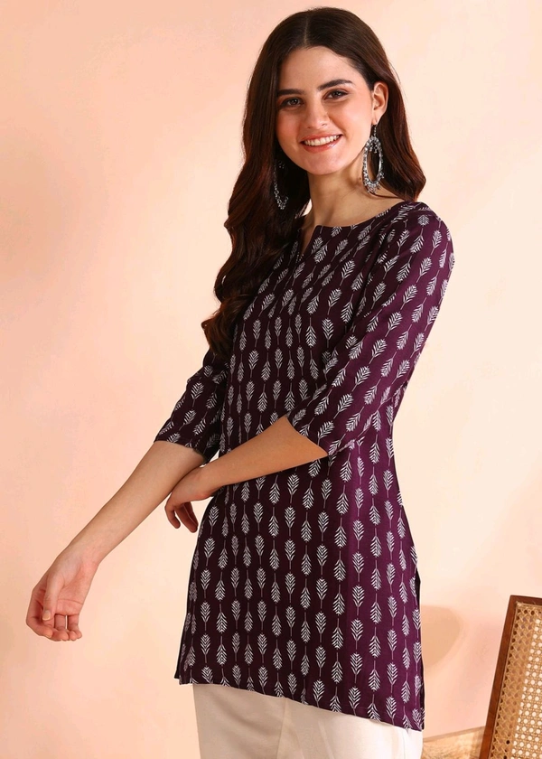 Women Floral Print Cotton Rayon Straight Kurta (Blue) - Wine Berry, L