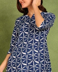 Turquoise Printed Poly Rayon Short Kurti For Women And Girls - Rhino, Xs