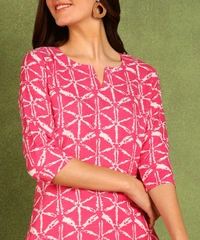Turquoise Printed Poly Rayon Short Kurti For Women And Girls - Cerise Red, Xs