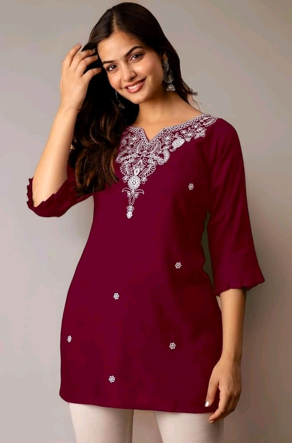 Women Rayon Regular Top - Bordeaux, M