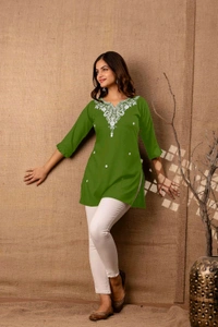 Women Rayon Regular Top - Green Leaf, S