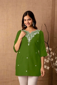 Women Rayon Regular Top - Green Leaf, S