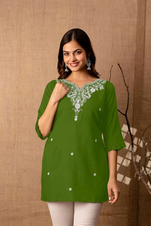Women Rayon Regular Top - Green Leaf, S