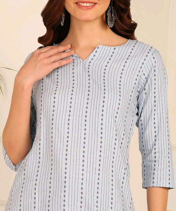 Women Striped Pure Cotton. Straight Kurta (Purple) - Alto, XS