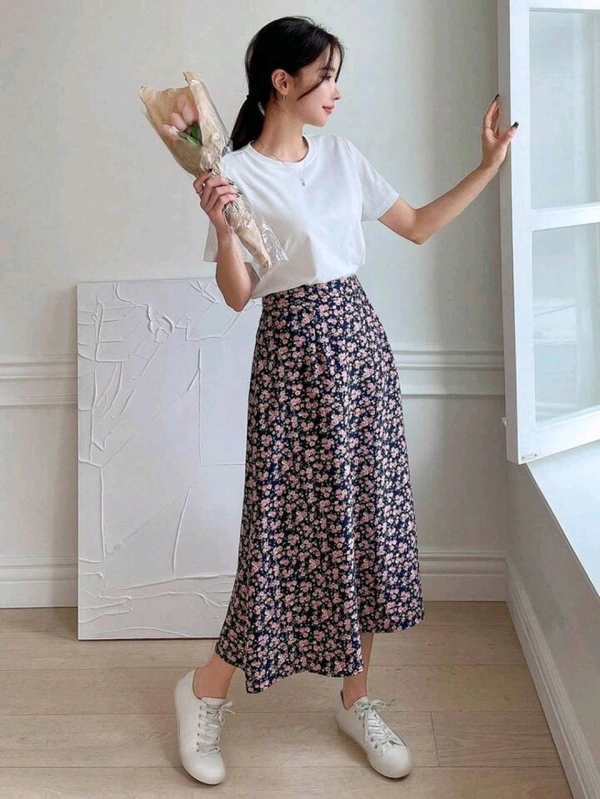 Lavender Floral Skirt Korean Co-ord Set for Women - White, M