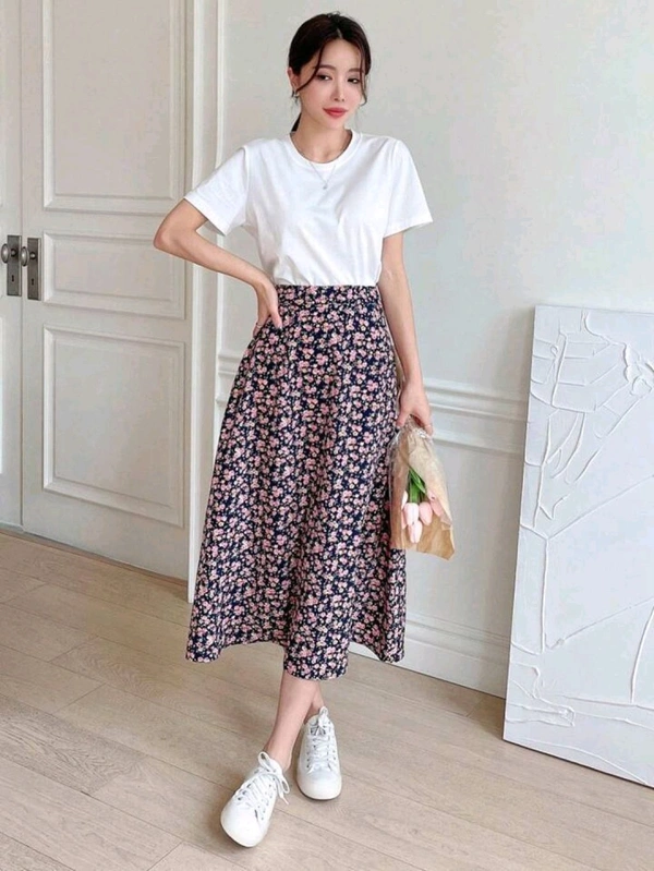 Lavender Floral Skirt Korean Co-ord Set for Women - White, XL