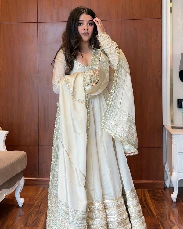 Mumtaz Tissue Anarkali Set - XL, Satin Linen