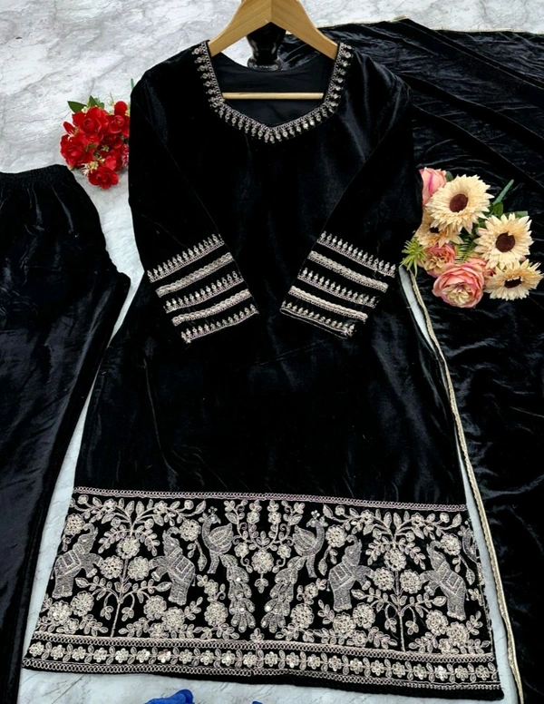 Black Velvet Winter Embroidered Kurta pant Dupatta set | Indian Ethnic Women Wear | Thick Festive Embroidered Kurti | Bollywood Formals - Black, XXL