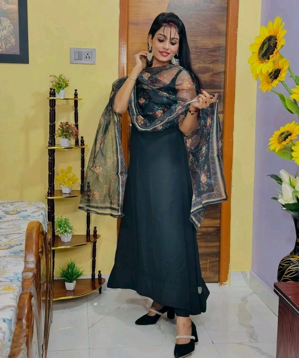 Black Top Bottom Duppta Set* - Black, M