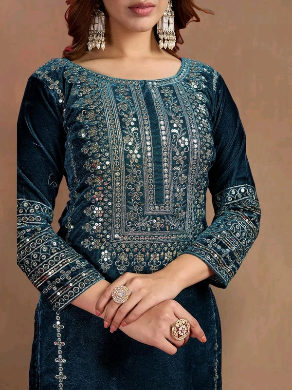 Women's Velvet Embroidered Maroon Straight Kurta Suit Set with Pant and Dupatta||Velvet Suit For Women||Velvet Kurta Set Women||Kurta Set For Women Winter - Daintree, XL