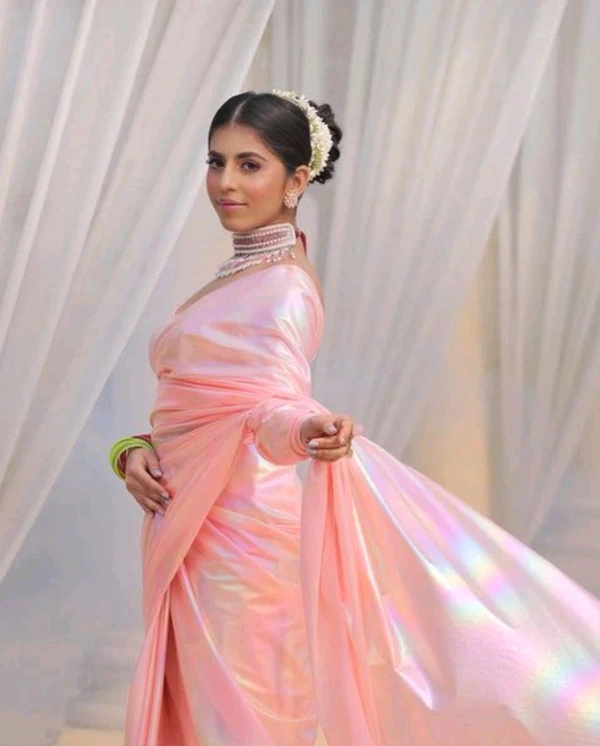 Metallic Glow Saree - Changing Colors at Every Curve - Tony's Pink, Free Size