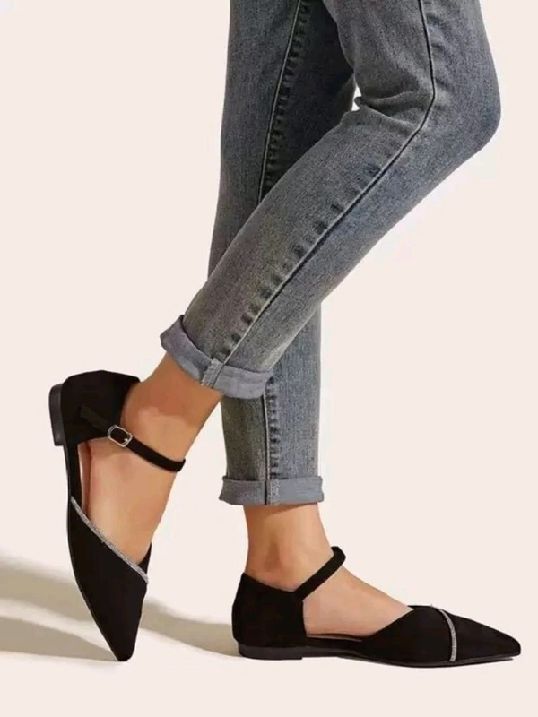 Saba Collection Women Flats Sandal (Black, 7) - Black, 4
