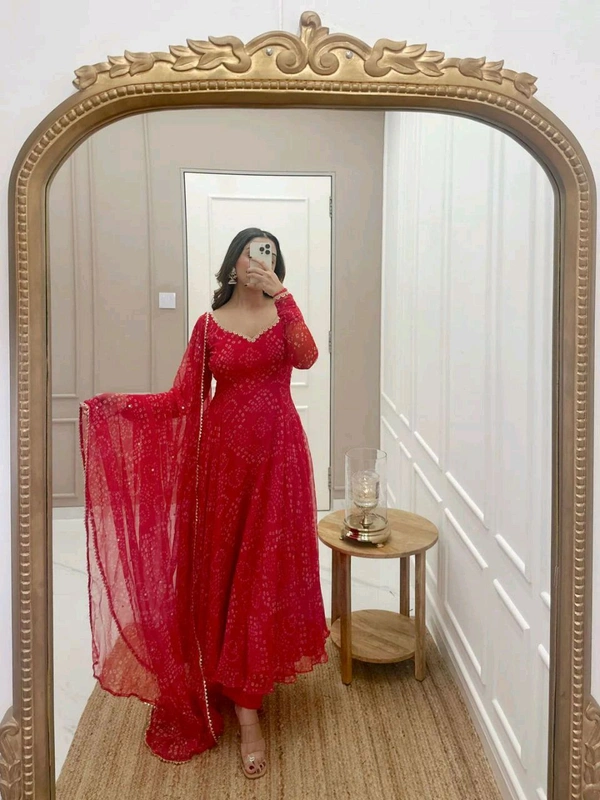 Elegant Georgette Anarkali Set - L, Red Ribbon