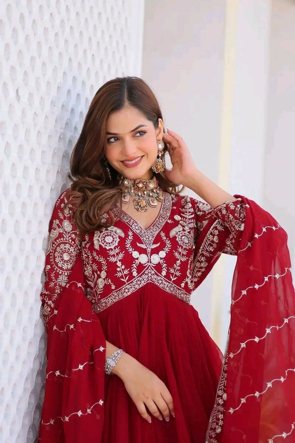 Dazzling Fox Georgette Gown with Heavy Sequence Embroidery & Matching Dupatta – Fully Stitched| My Handicraft India - Shiraz, L