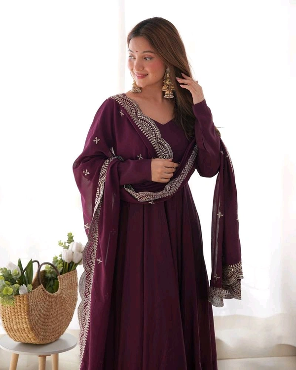 Women's Printed Romanslik Full Sleeve V-Neck Zip Beautiful Anarkali Gown with Dupatta & Pant  - wine, L